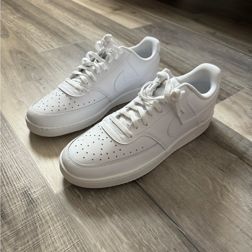 Men’s Nike Court Vision Low Size: 13